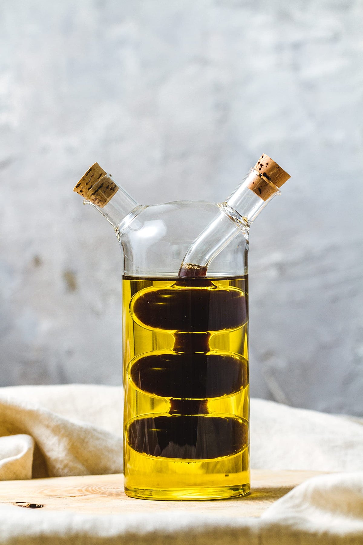 2-in-1 Oil & Vinegar Dispenser موزع زيت وخل 2 في 1