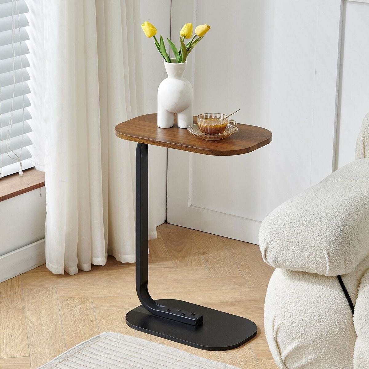 Modern Side & Coffee Table طاولة جانبية وطاولة قهوة عصرية